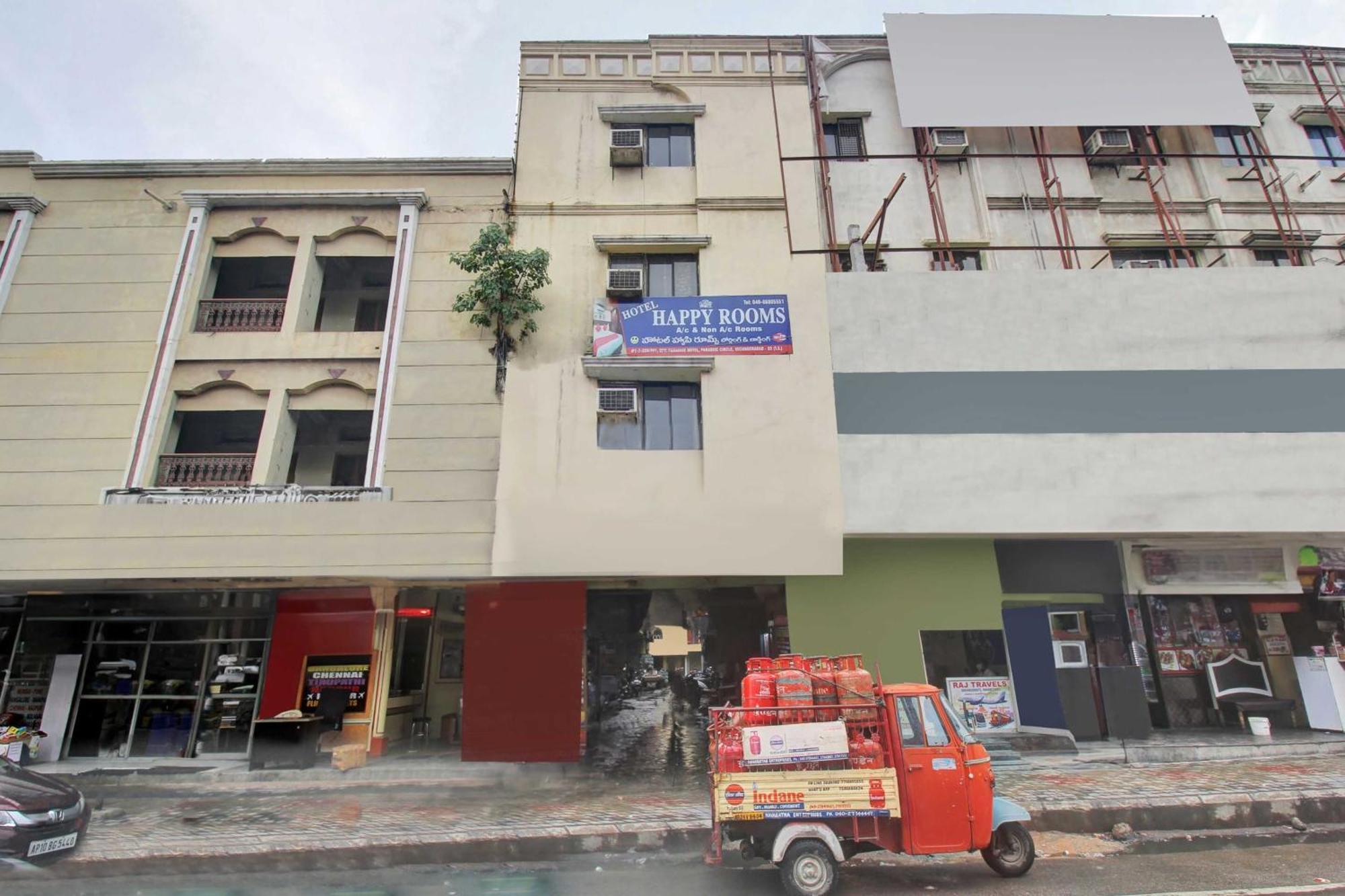 OYO 82030 Hotel Happy Rooms Hyderabad Exterior foto